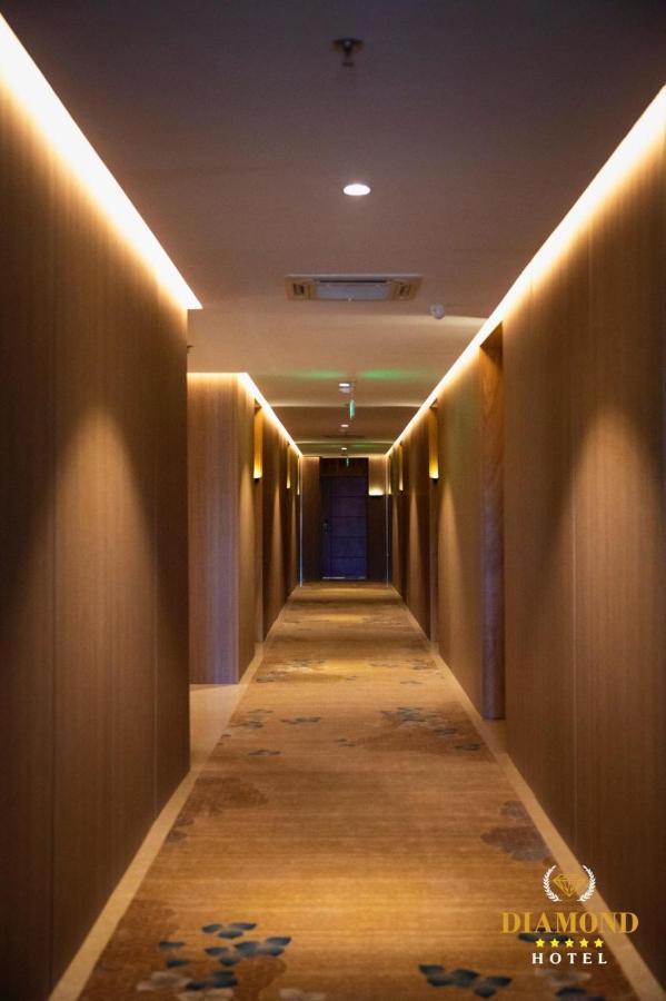 Hotel Diamond Prishtina Pristina Exterior photo A corridor in a hotel