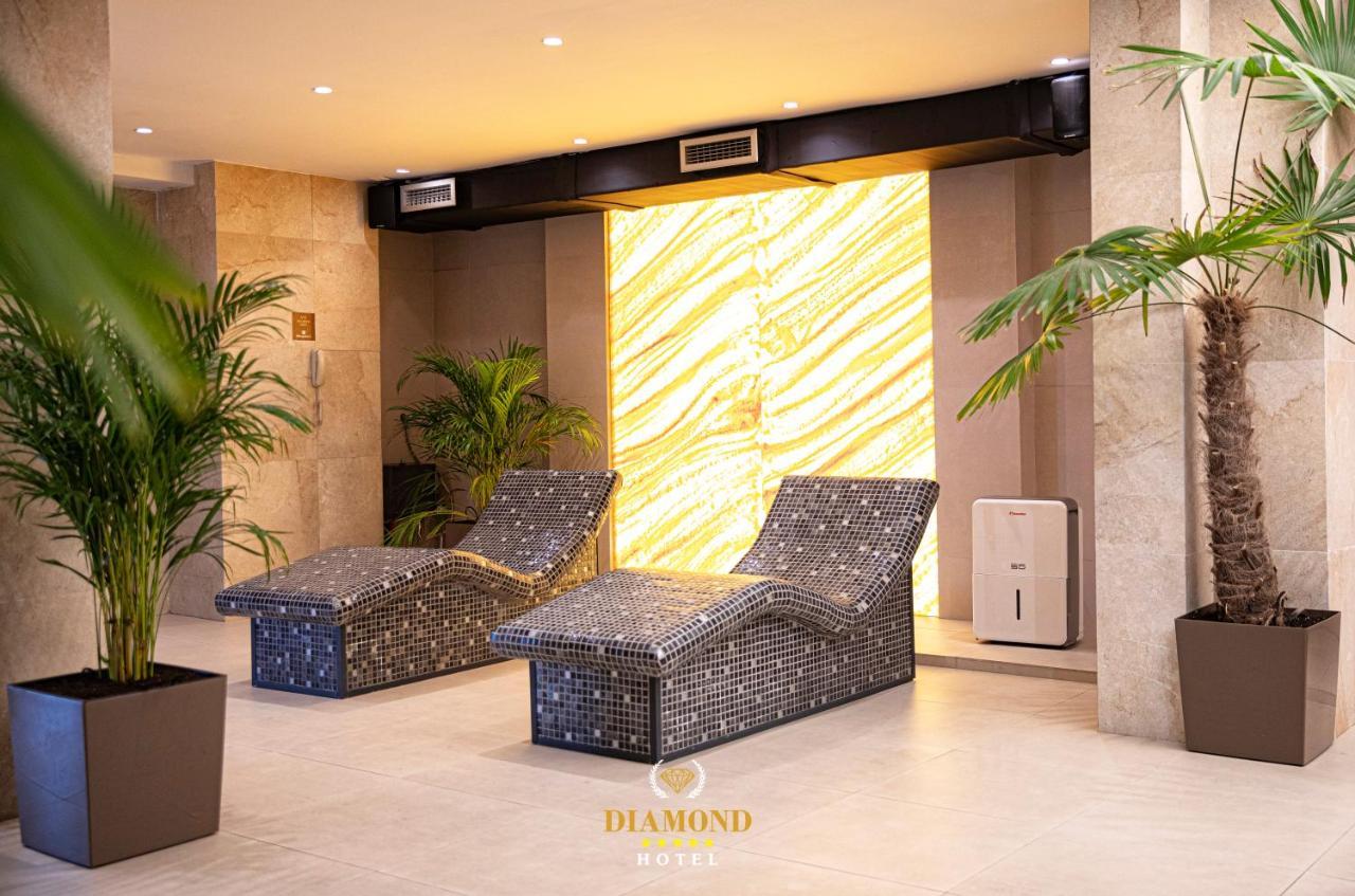Hotel Diamond Prishtina Pristina Exterior photo The Diamond Spa
