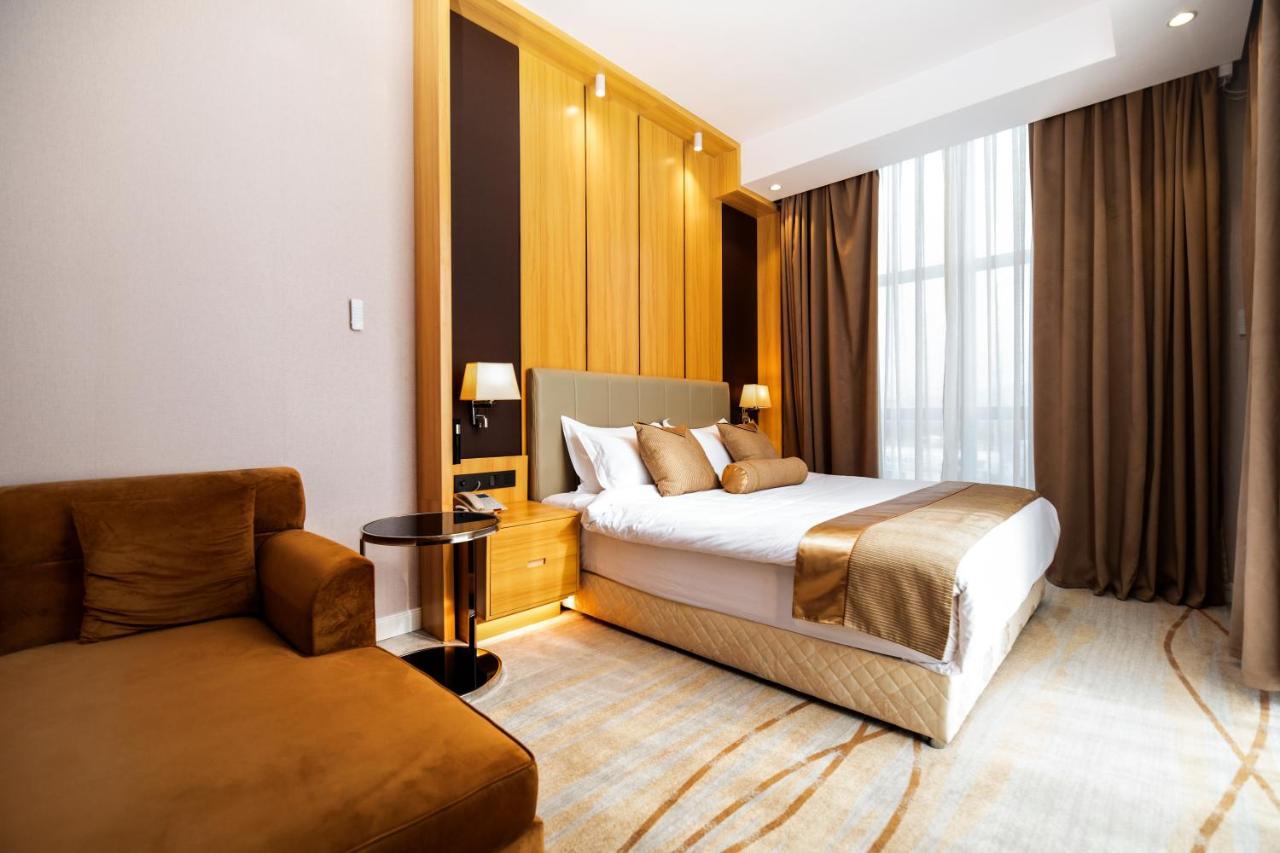 Hotel Diamond Prishtina Pristina Exterior photo A bedroom at the hotel