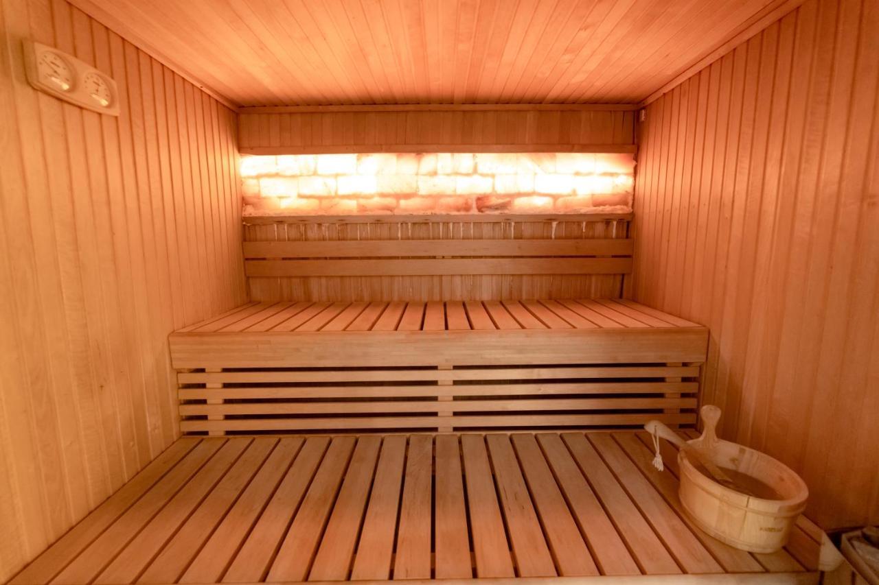Hotel Diamond Prishtina Pristina Exterior photo A Finnish sauna